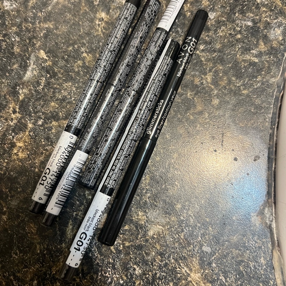 5 Avon Blackest Black Eyeliner